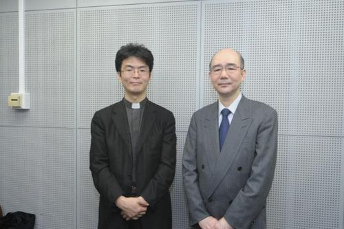 Kawakami and Director Kazuto Aida 120222-03