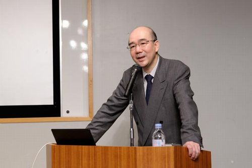 Director Kazuto Aida(Mitsuo Aida's son) 120222-05